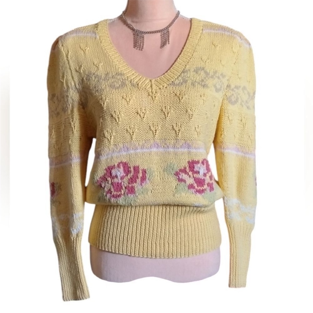 VTG 70s Yellow Pink Floral Cable Knit Vneck Sweater Large *Fits like Small